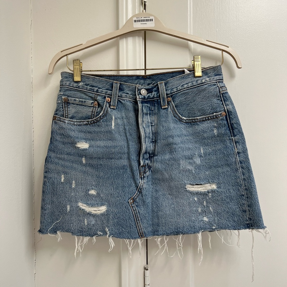 Levi’s short Jean skirt